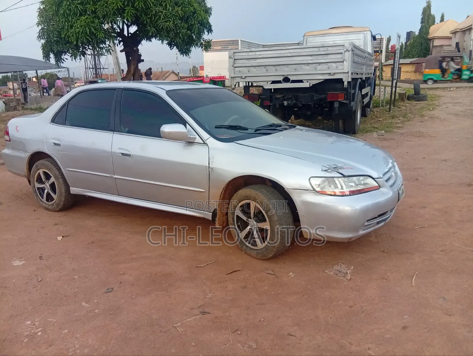 Honda Accord 2000 Silver