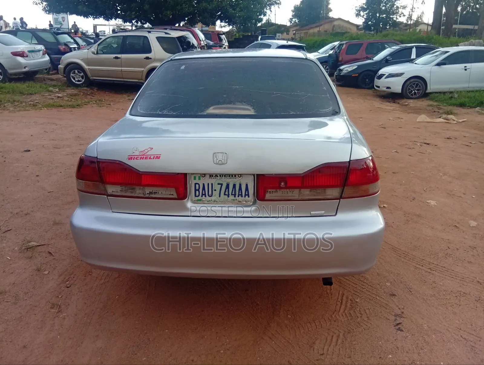 Honda Accord 2000 Silver