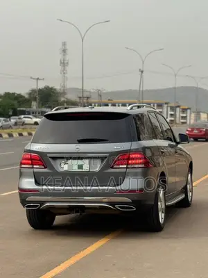 Mercedes-Benz GLE-Class GLE 350d 4MATIC 2017 Gray
