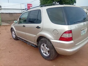 Mercedes-Benz M Class 2006 Gold