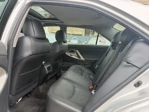 Toyota Camry 2010 Silver