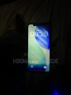 Apple iPhone 11 64 GB Purple