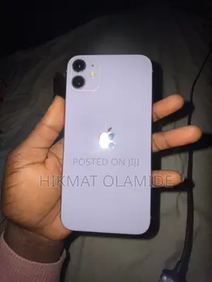 Apple iPhone 11 64 GB Purple