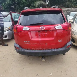 Toyota RAV4 2015 Maroon