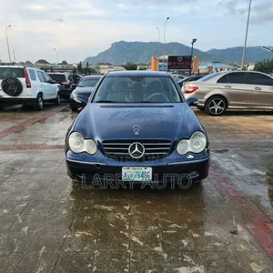 Mercedes-Benz C230 2007 Blue