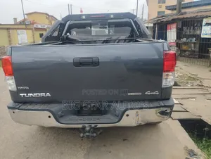 Toyota Tundra 2010 Matt Black