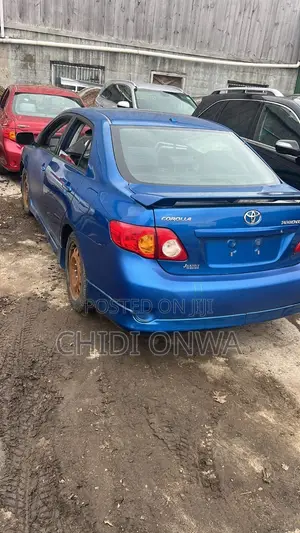 Toyota Corolla 2010 Blue