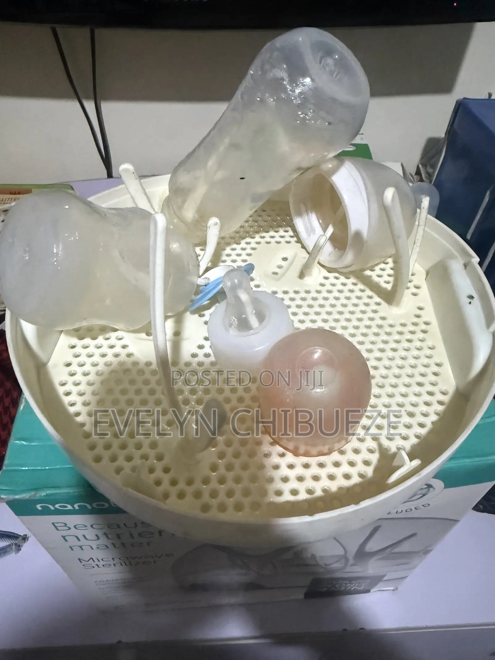 Nanobébé Microwave Steam Sterilizer