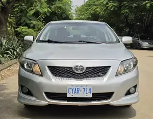 Toyota Corolla 2010 Silver