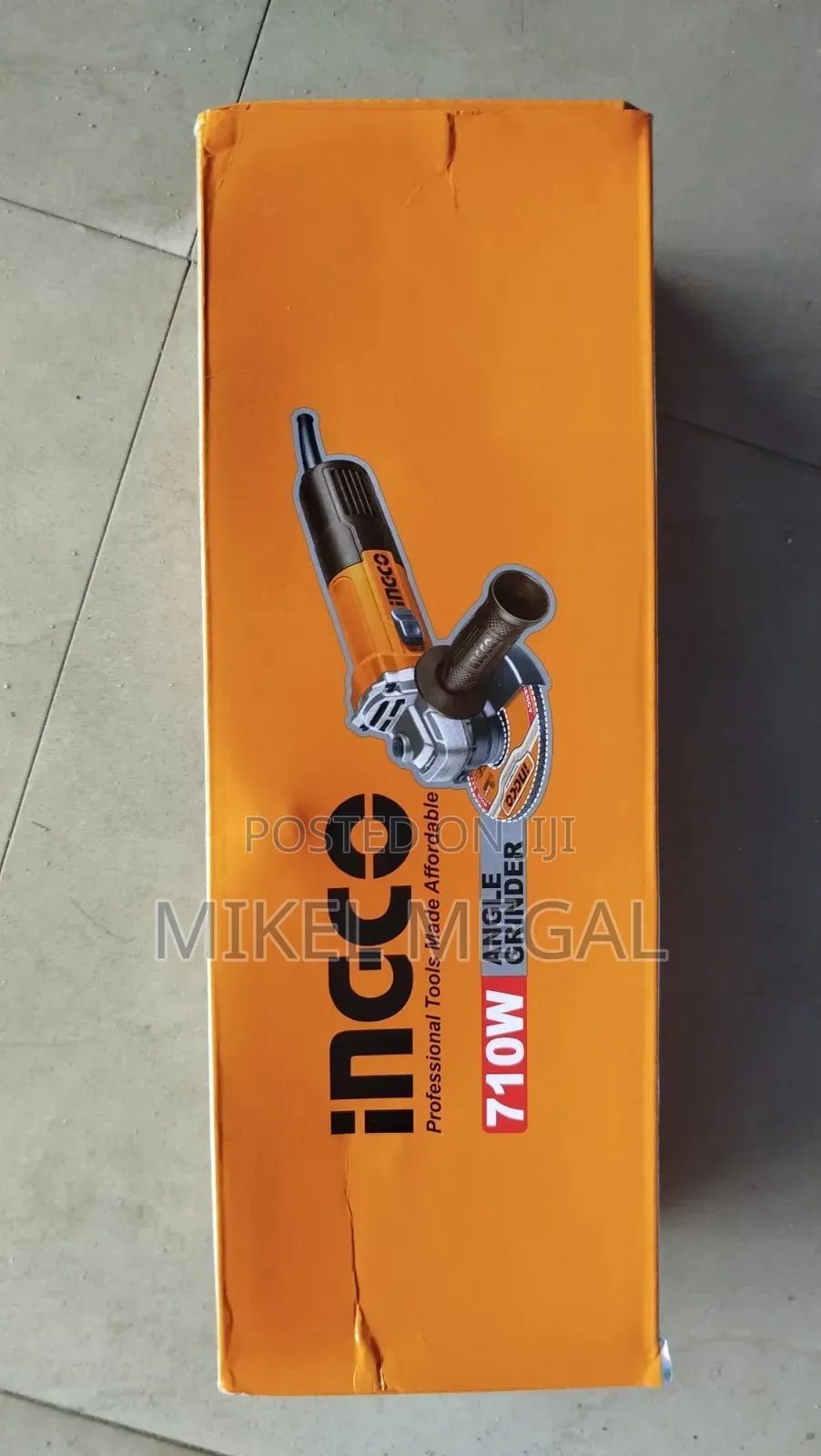 Angle Grinder 710W