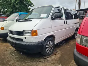 Volkswagen Transporter 2003 White