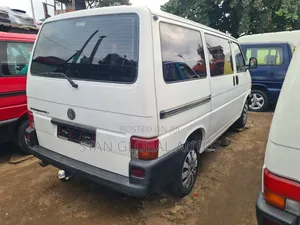 Volkswagen Transporter 2003 White