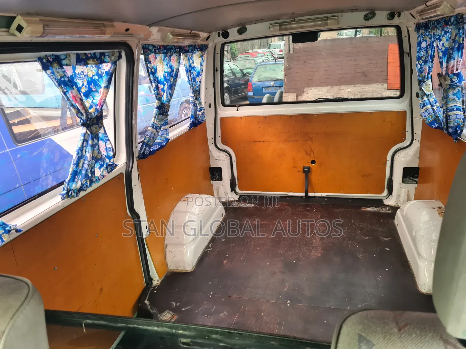 Volkswagen Transporter 2003 White
