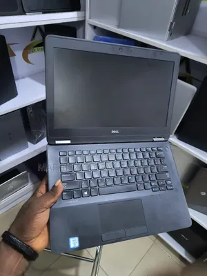 Laptop Dell Latitude E7270 8GB Intel Core i5 SSD 128GB