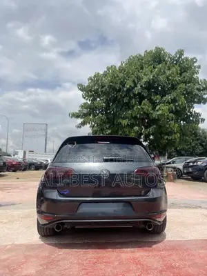 Volkswagen Golf 2014 Black