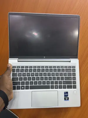Laptop HP EliteBook 640 G10 16GB Intel Core i5 SSD 512GB