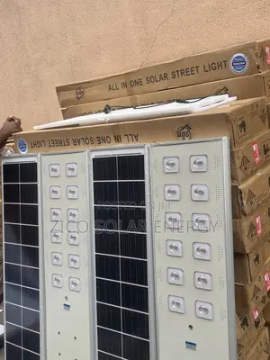 12eye Wakatek 100w Solar Street Lights