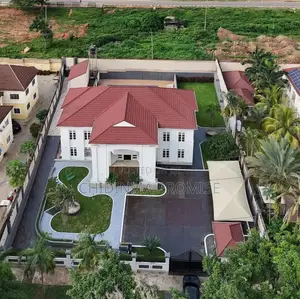 7bdrm Duplex in Apo, Zone B for sale
