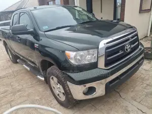 Toyota Tundra Double Cab 4x4 Limited 2011 Green