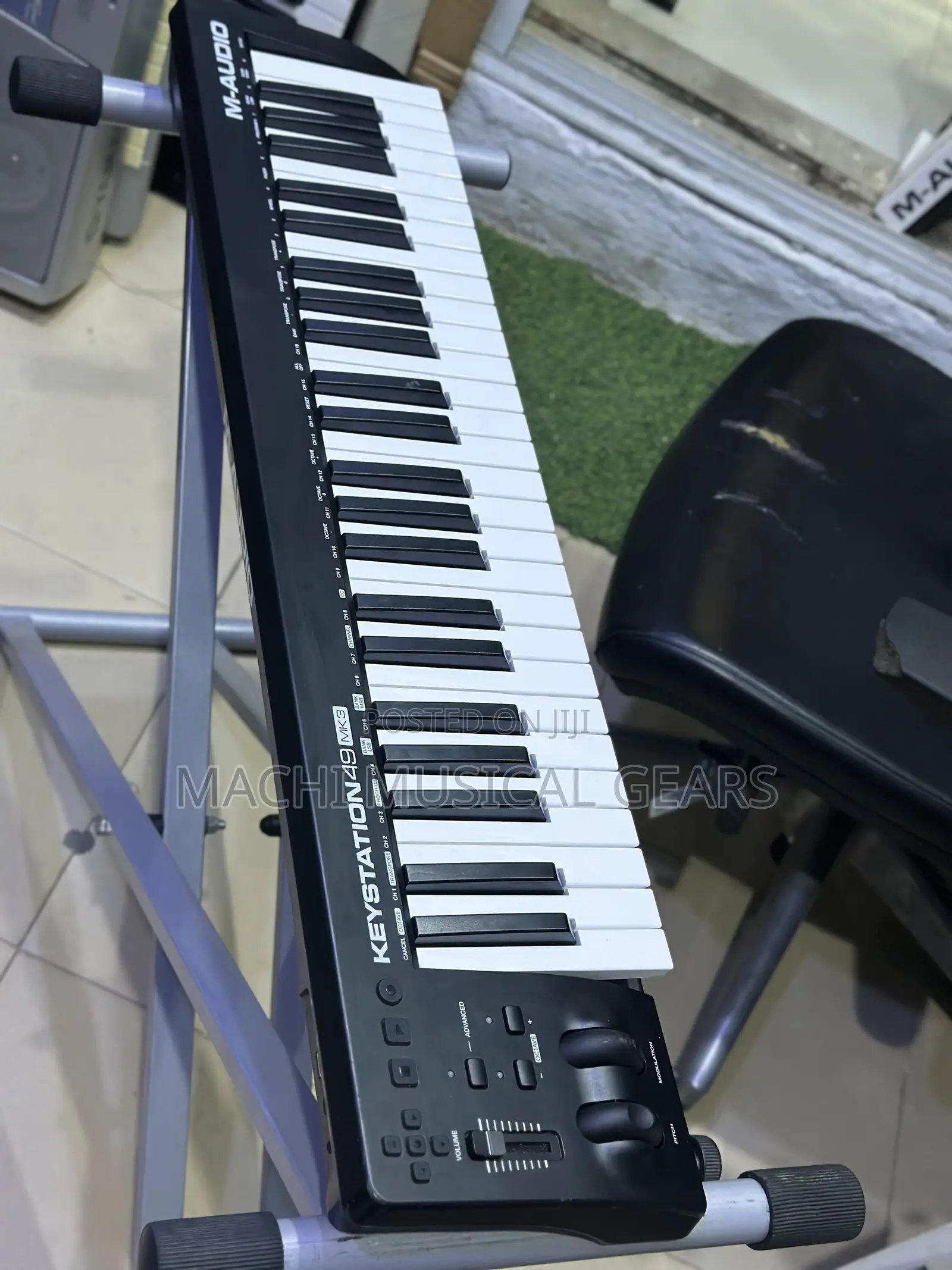 Alesis Q49 Midi Controller