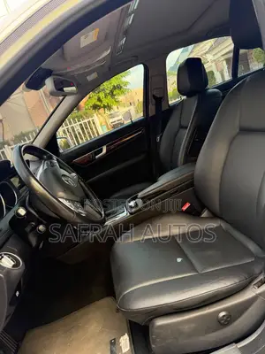 Mercedes-Benz C300 2013 Silver