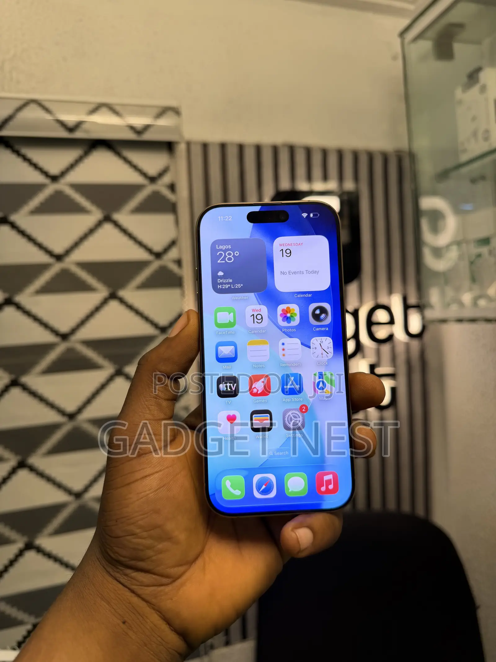 Apple iPhone 16 Pro 128 GB Gold