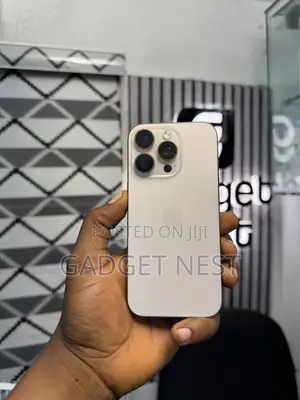 Apple iPhone 16 Pro 128 GB Gold