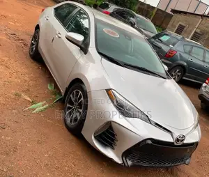 Toyota Corolla 2017 Silver