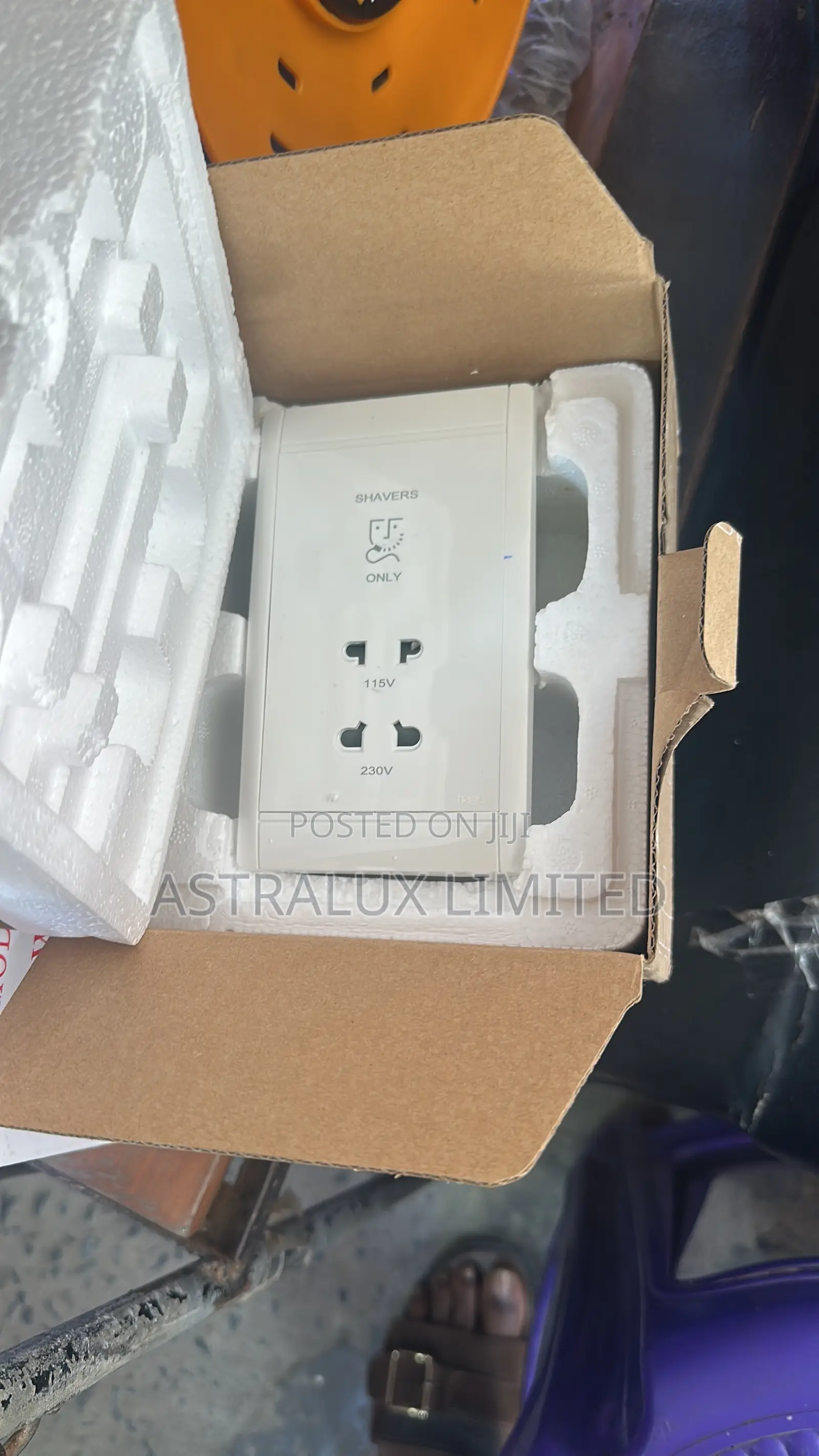 Hager Shaver Socket