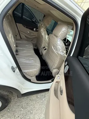 Mercedes-Benz GLC-Class 2017 White