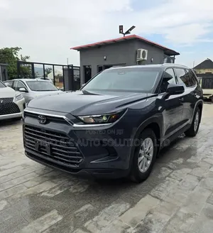 Toyota Grand Highlander 2026 Blue
