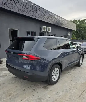 Toyota Grand Highlander 2026 Blue