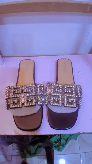 Female Flat Slippers