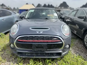 Mini Cooper S 4dr Hatchback (2.0L 4cyl Turbo 6M) 2015 Gray