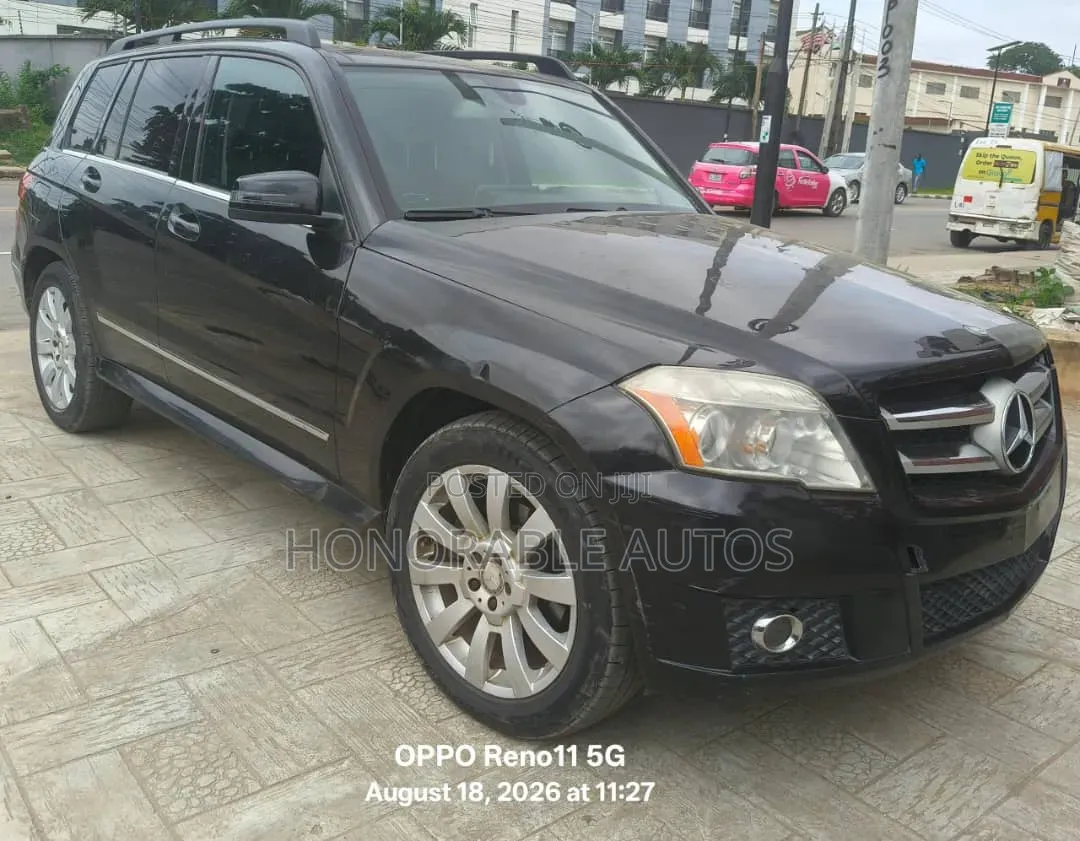 Mercedes-Benz GLK-Class 2010 Black