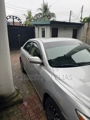 Toyota Camry LE V6 4dr Sedan (3.5L 6cyl 6AM) 2010 Silver