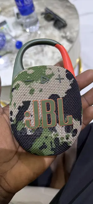 JBL Clip 5