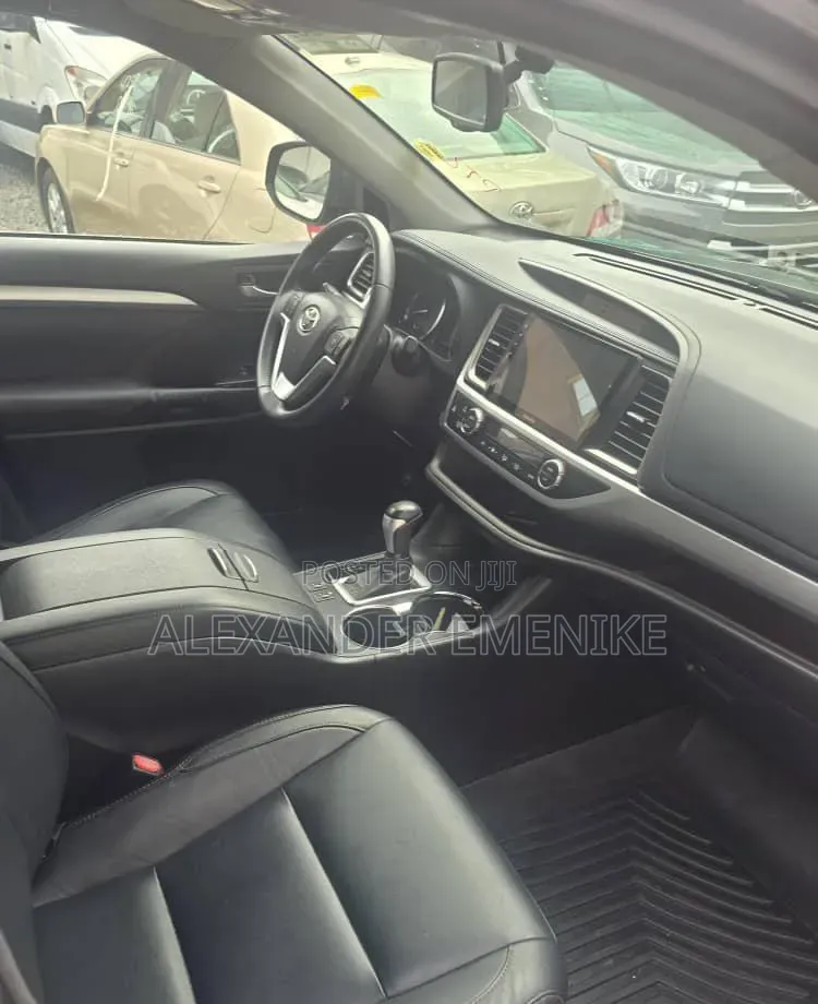 Toyota Highlander 2018 Black