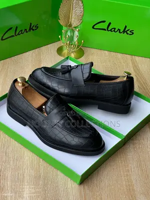 Clarks Men's Crocodile Embossed Tassel Leather Loafers