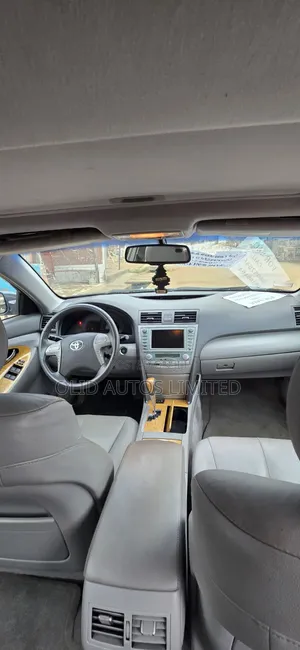 Toyota Camry XLE V6 4dr Sedan (3.5L 6cyl 6AM) 2007 Gray