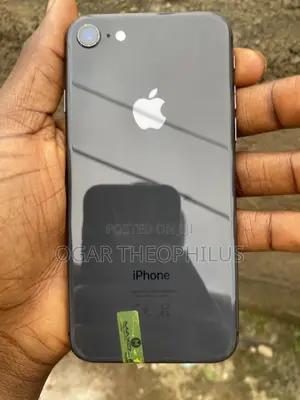 Apple iPhone 8 64 GB Black