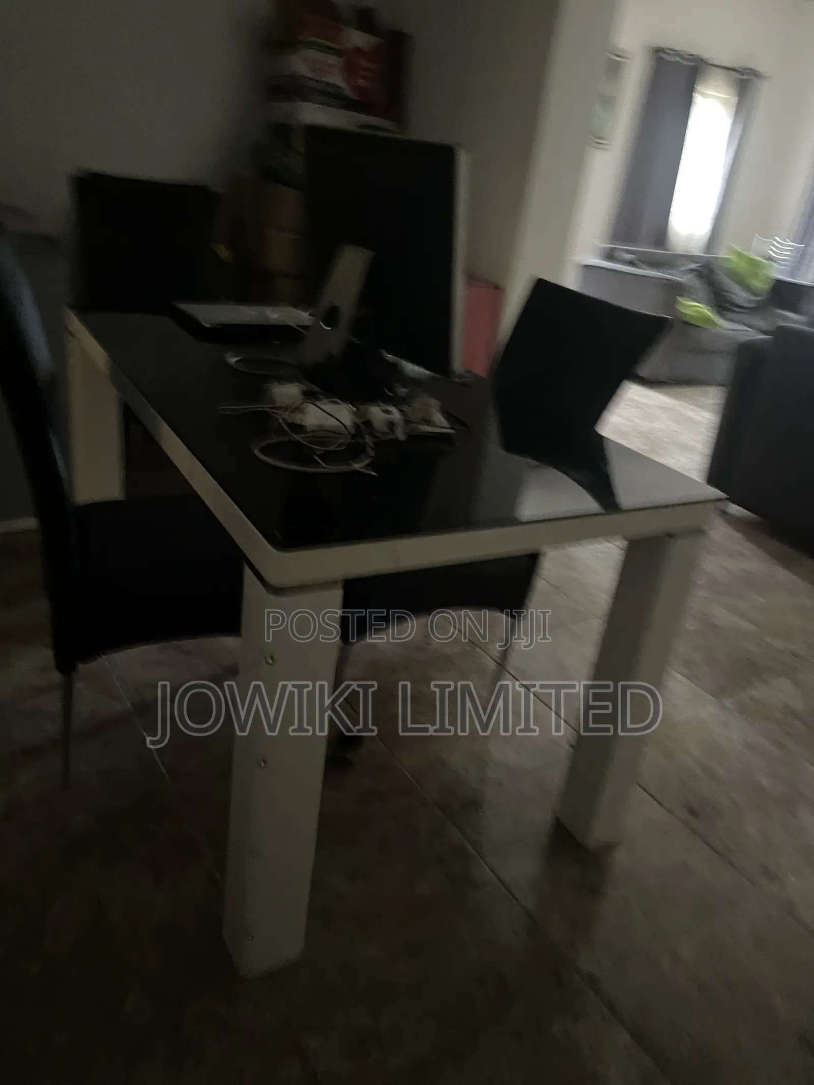 Dinning Table