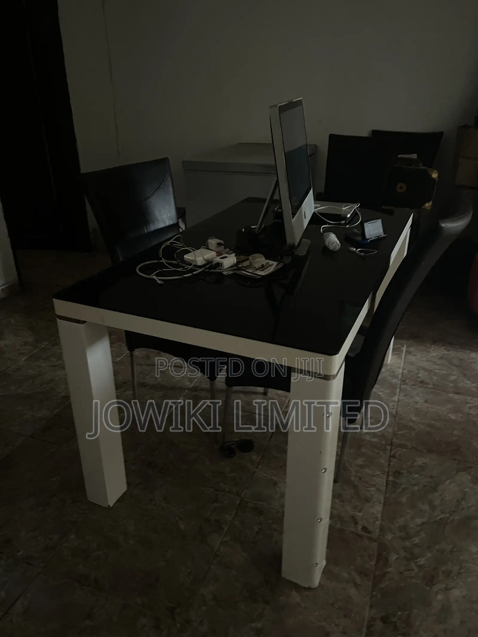 Dinning Table