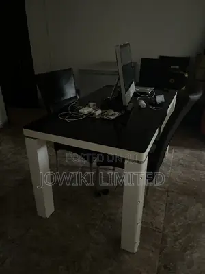 Dinning Table