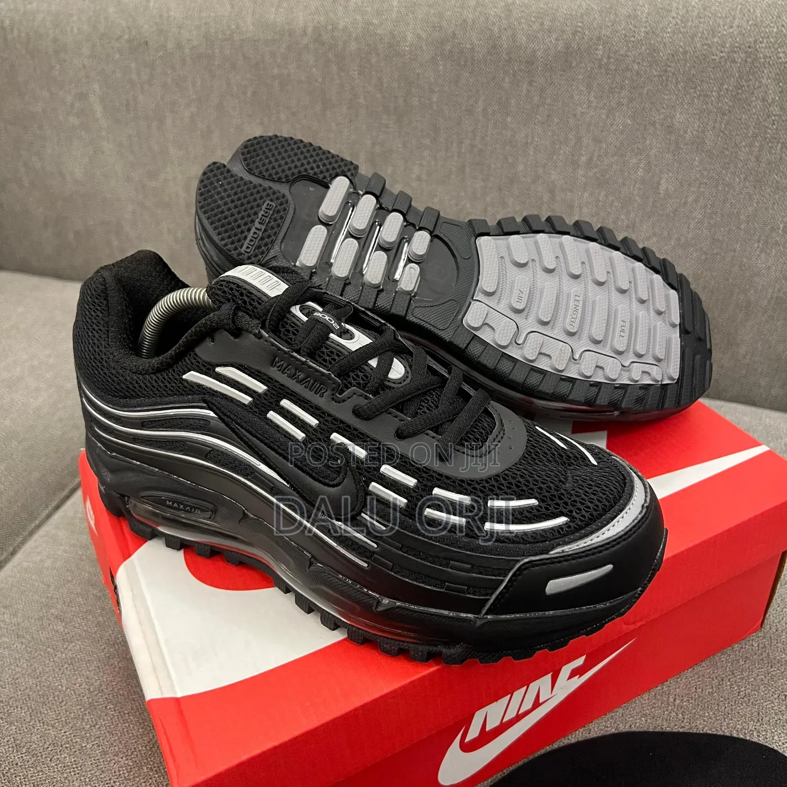 Nike Snickers