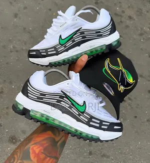 Nike Snickers