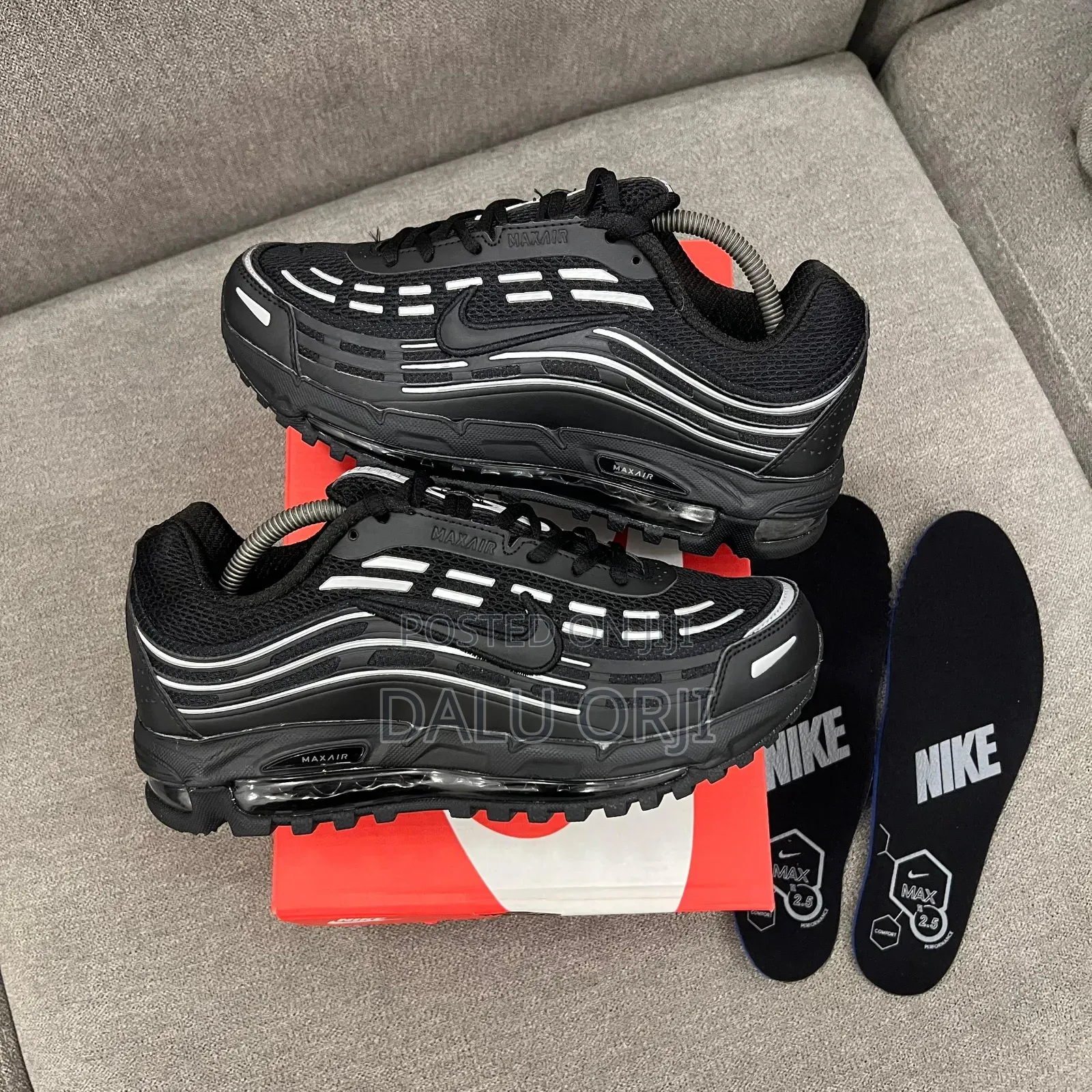 Nike Snickers