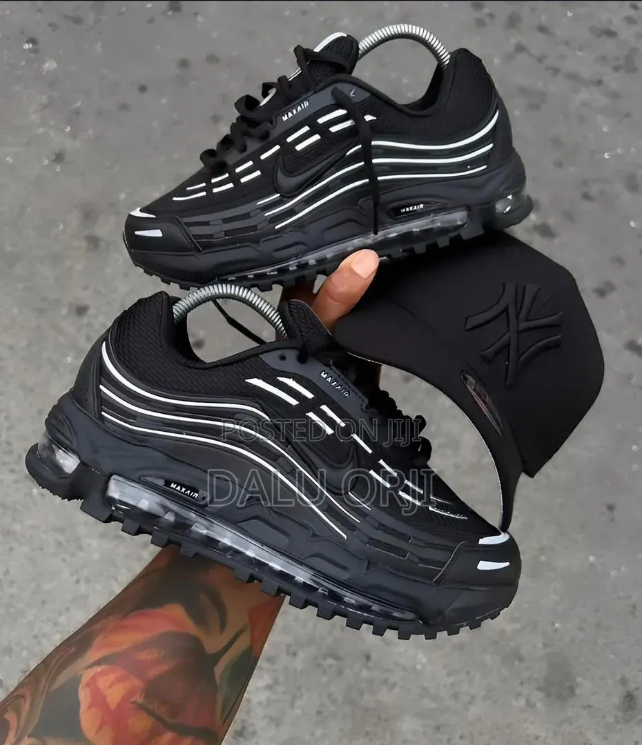 Nike Snickers