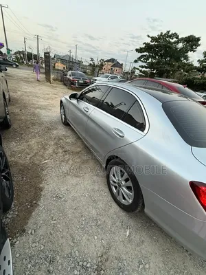 Mercedes-Benz C300 2020 Silver