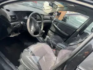Toyota Corolla 2004 Black
